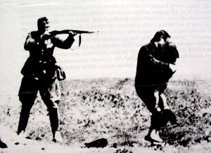 nazi-shooting-jews